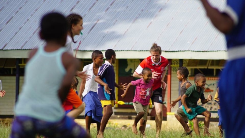 Matthew Broadley Fiji volunteer.